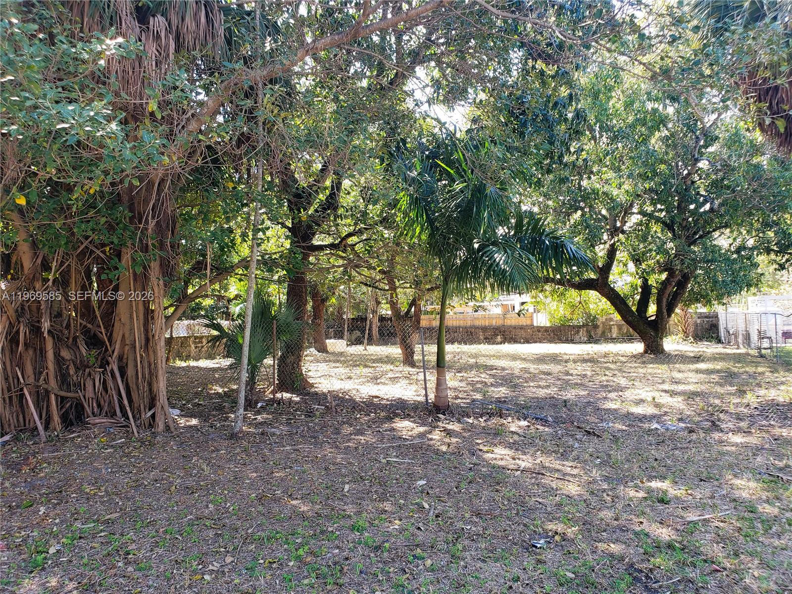 524 S ROYAL POINCIANA BLVD, Miami Springs FL 33166