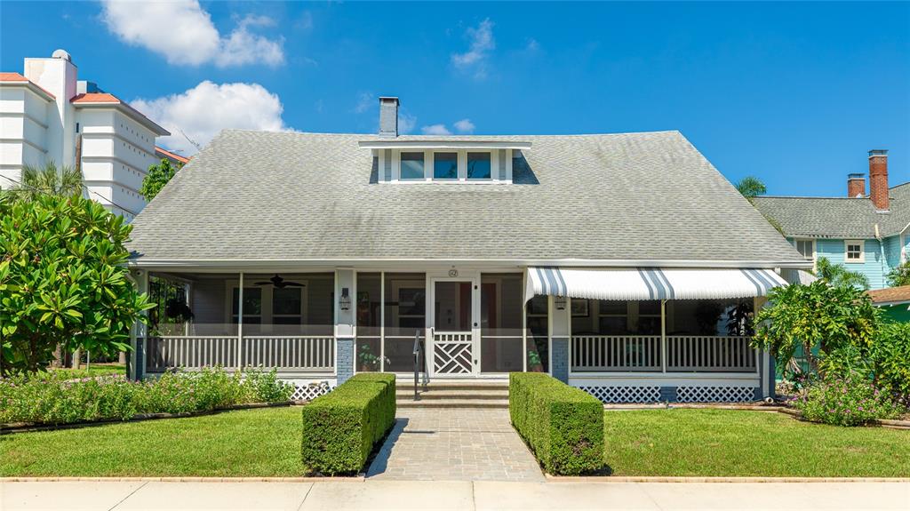 112 16TH STREET W