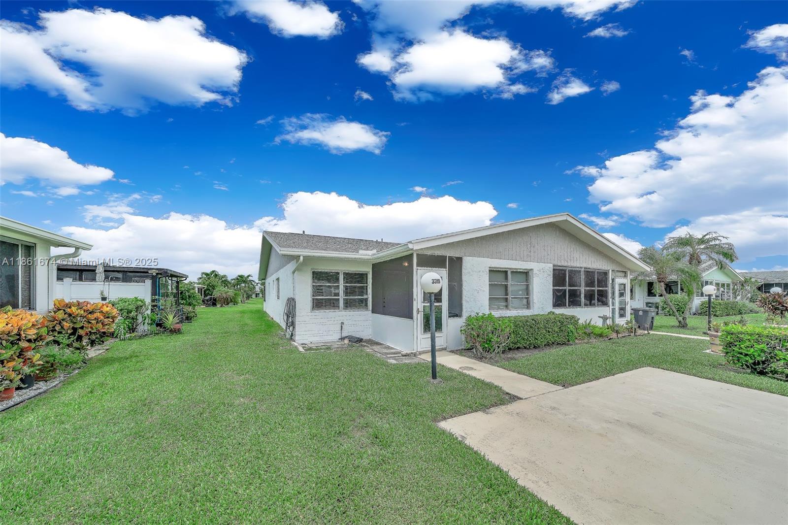 3319 Americo Dr, West Palm Beach FL 33417