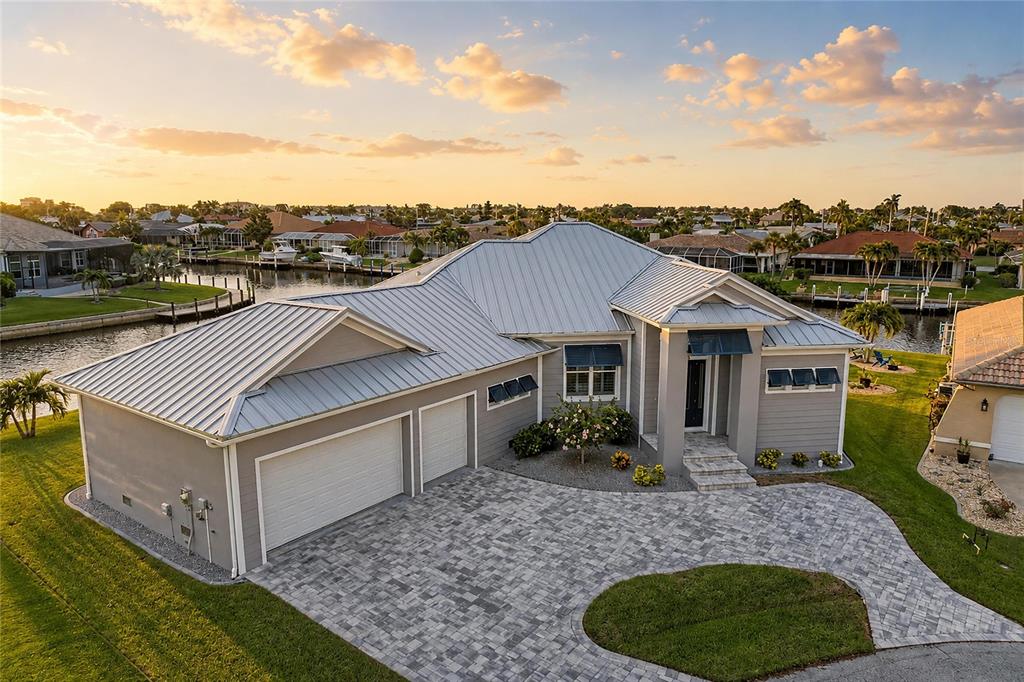 490 SORRENTO COURT