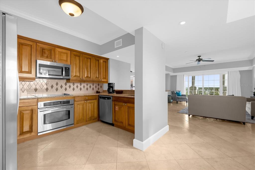 7593 GATHERING DRIVE UNIT 608, REUNION, FL — photo 3 of 30