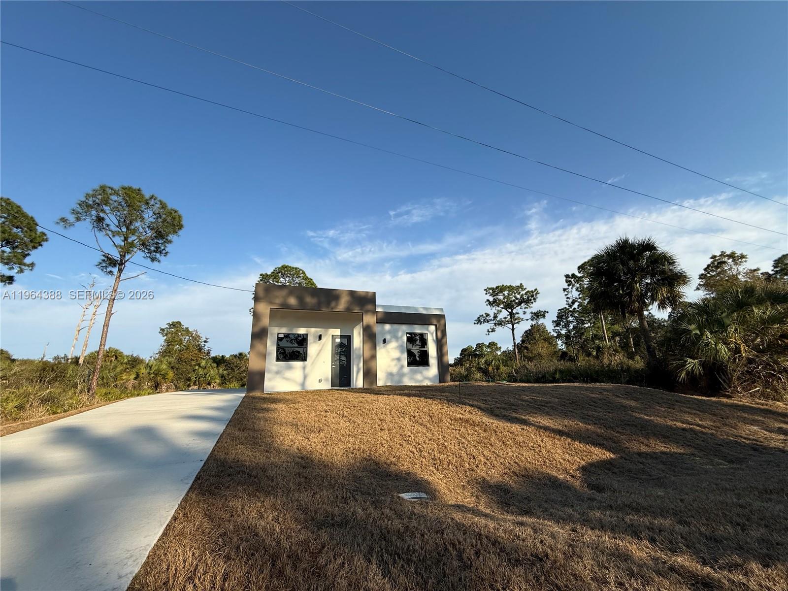 133 Nacelle ave, Lehigh Acres FL 33974