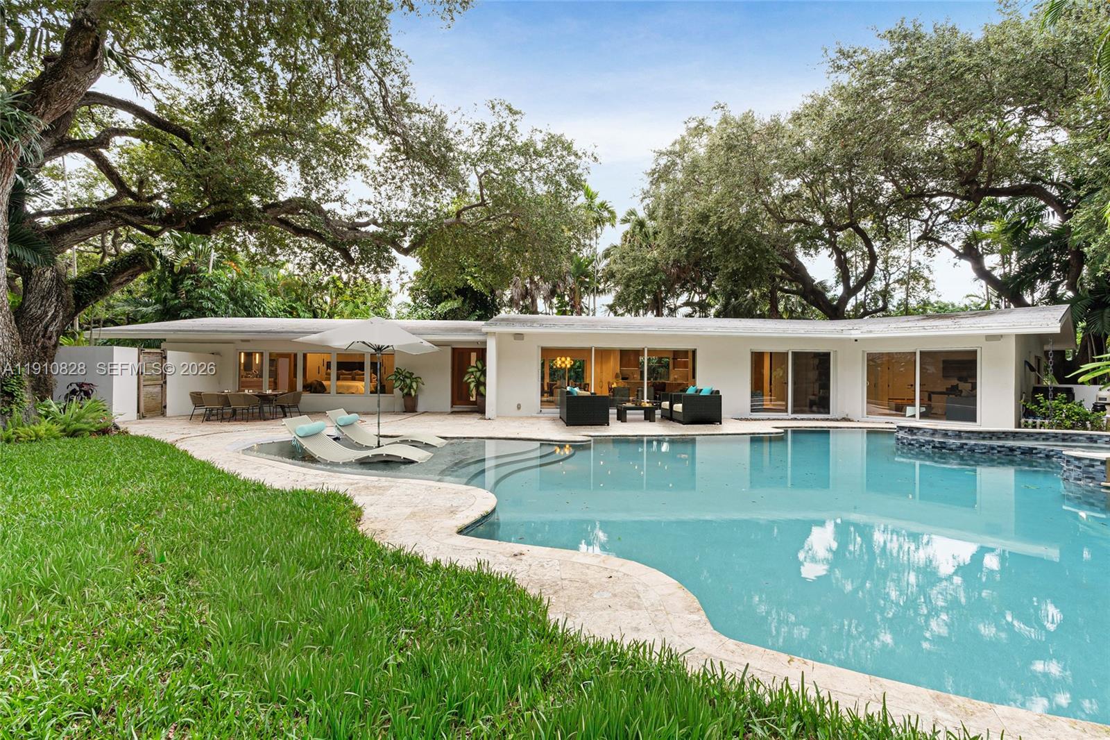 1075 NE 99th St, Miami Shores FL 33138