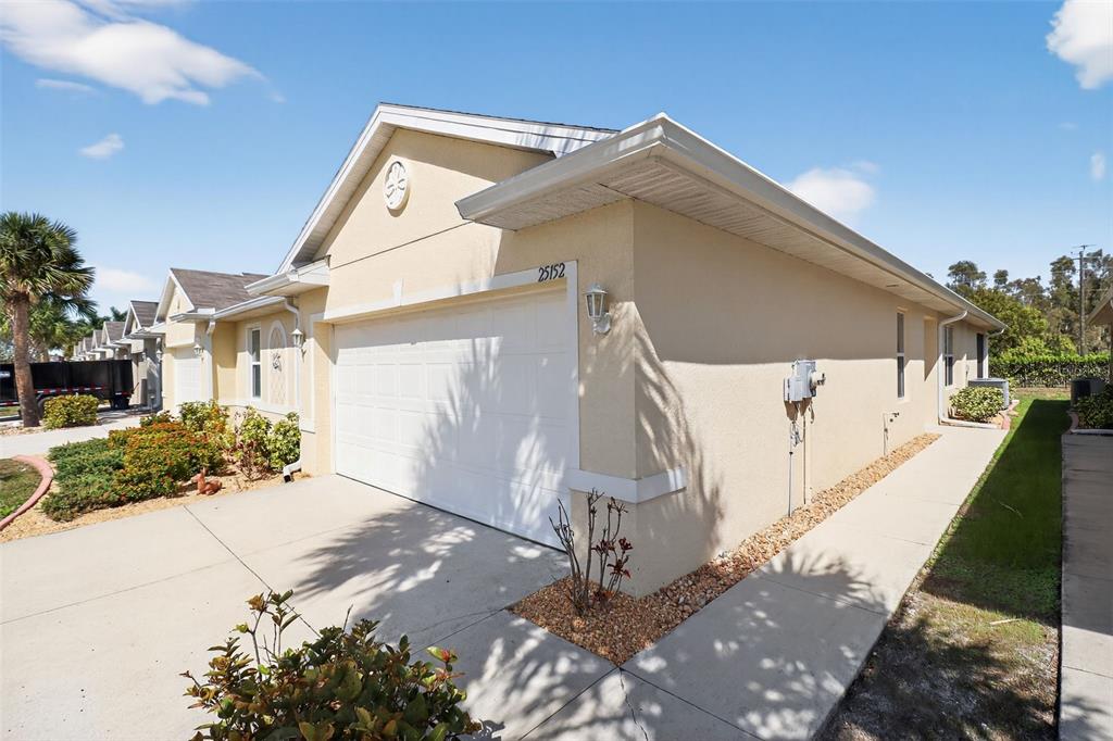 25152 E LENOX CIRCLE, PUNTA GORDA, FL — photo 3 of 30