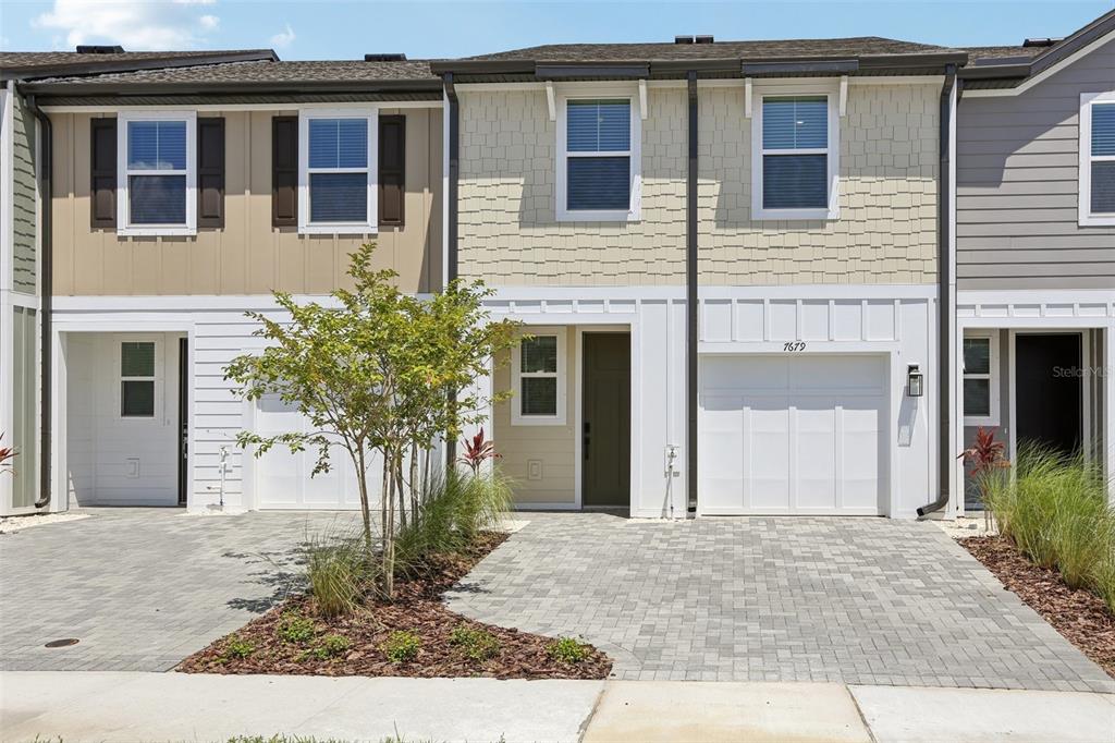 7679 DEER VALLEY CIRCLE