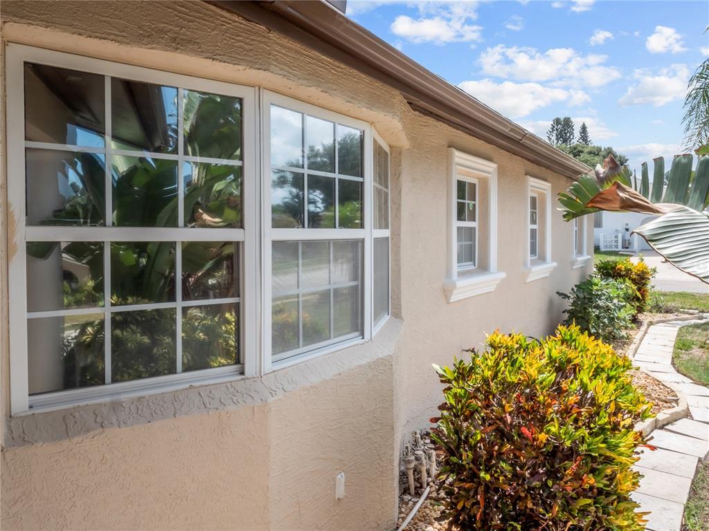 14331 APACHE AVENUE, LARGO, FL — photo 4 of 25
