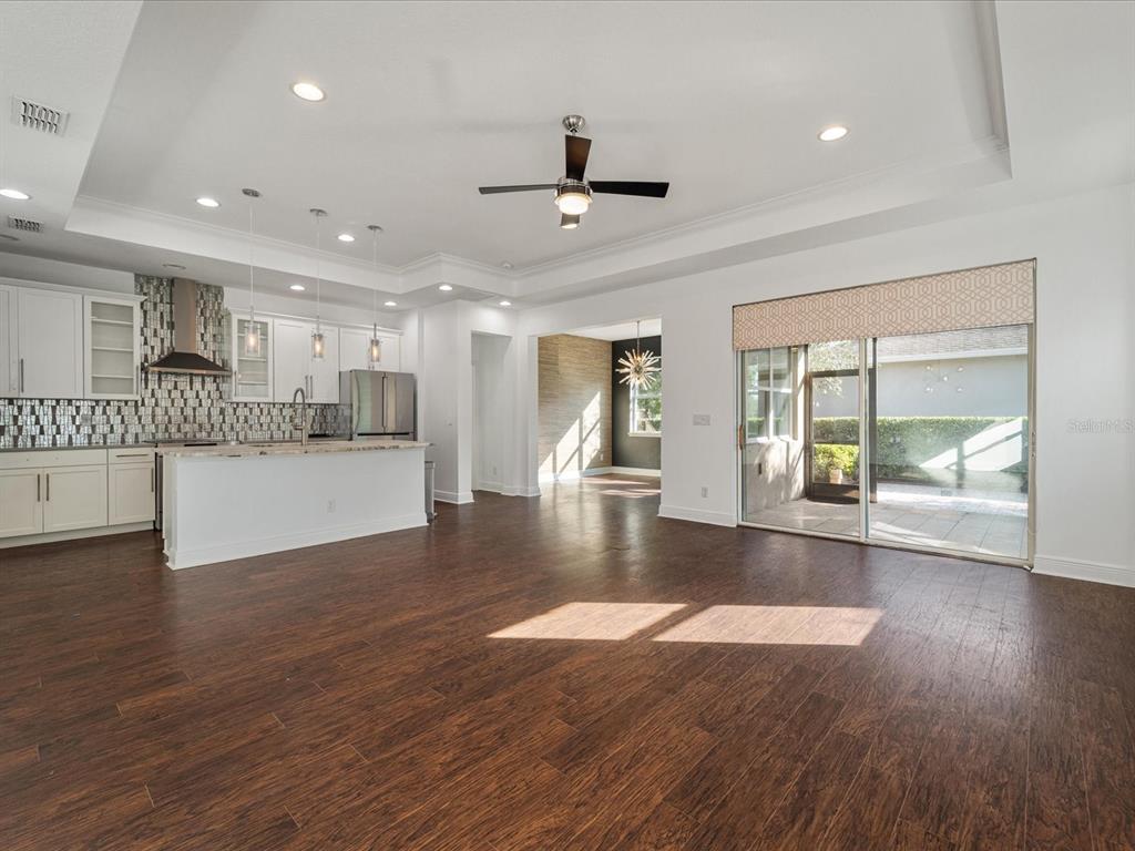 805 MOLLY, SARASOTA, FL — photo 3 of 30