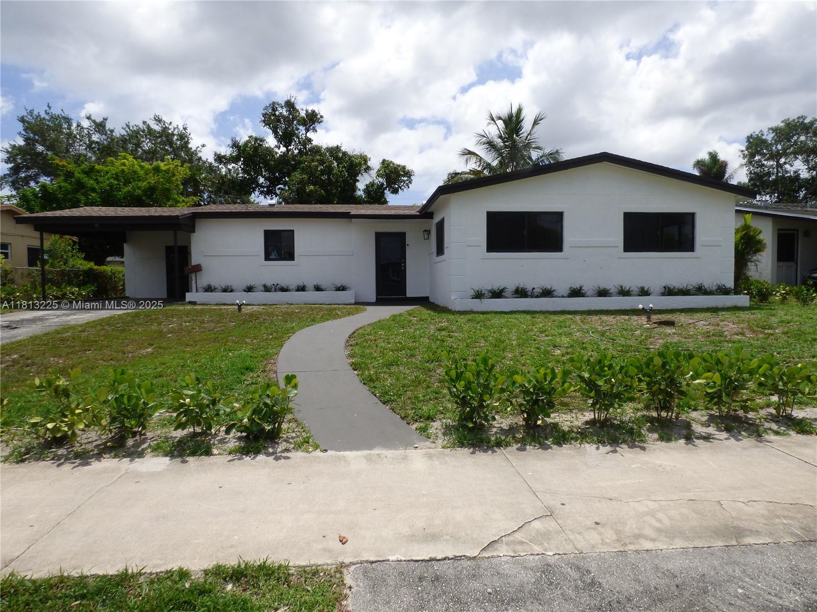 19245 NW 12th Ave, Miami Gardens FL 33169