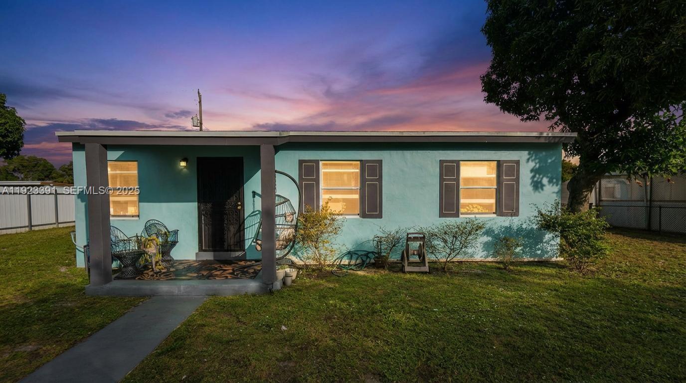 15851 NW 18th Ave, Miami Gardens FL 33054
