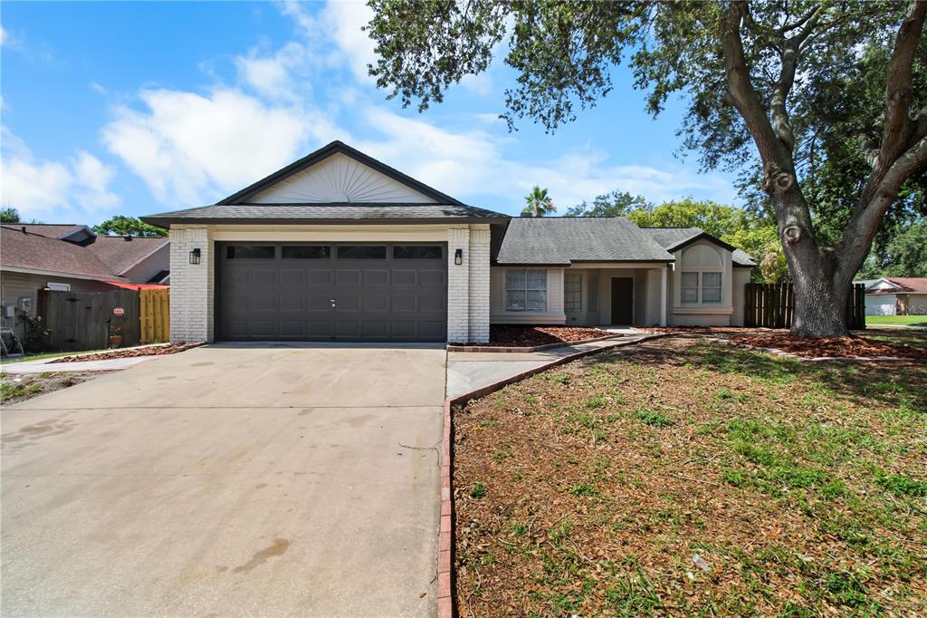 911 VALLEY VIEW CIRCLE