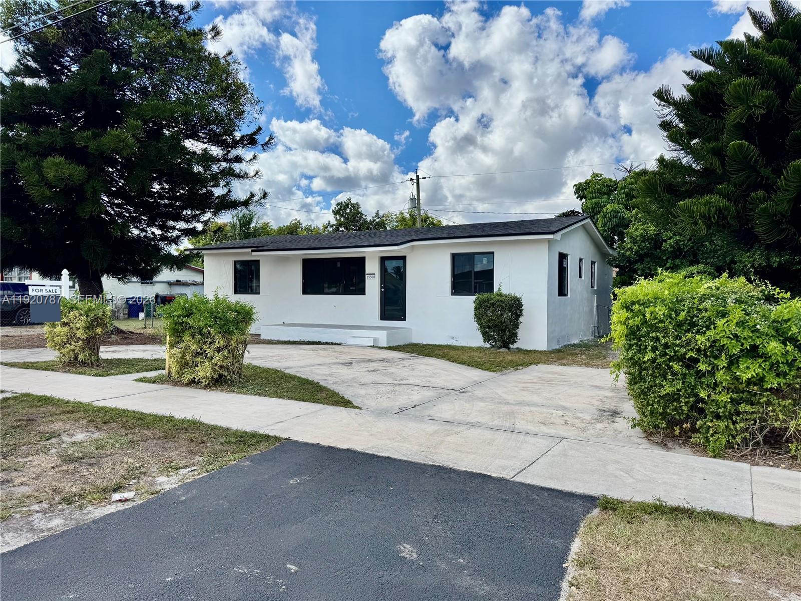 15300 NW 32nd Ave, Miami Gardens FL 33054