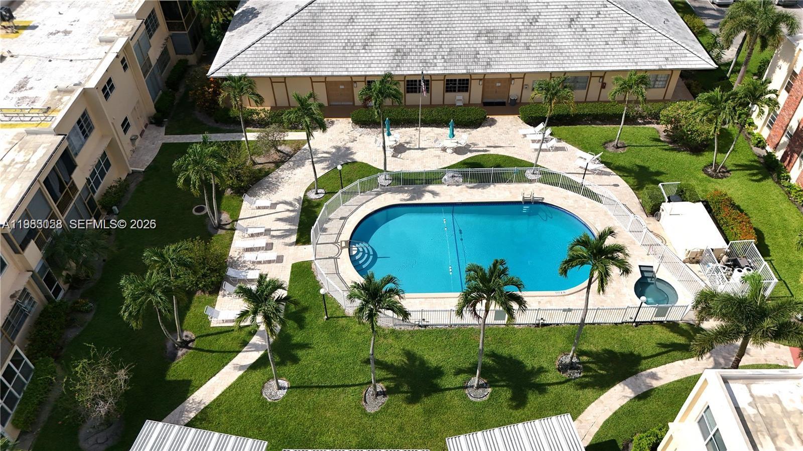 851 NE 14th Ave # 414, Hallandale Beach FL 33009
