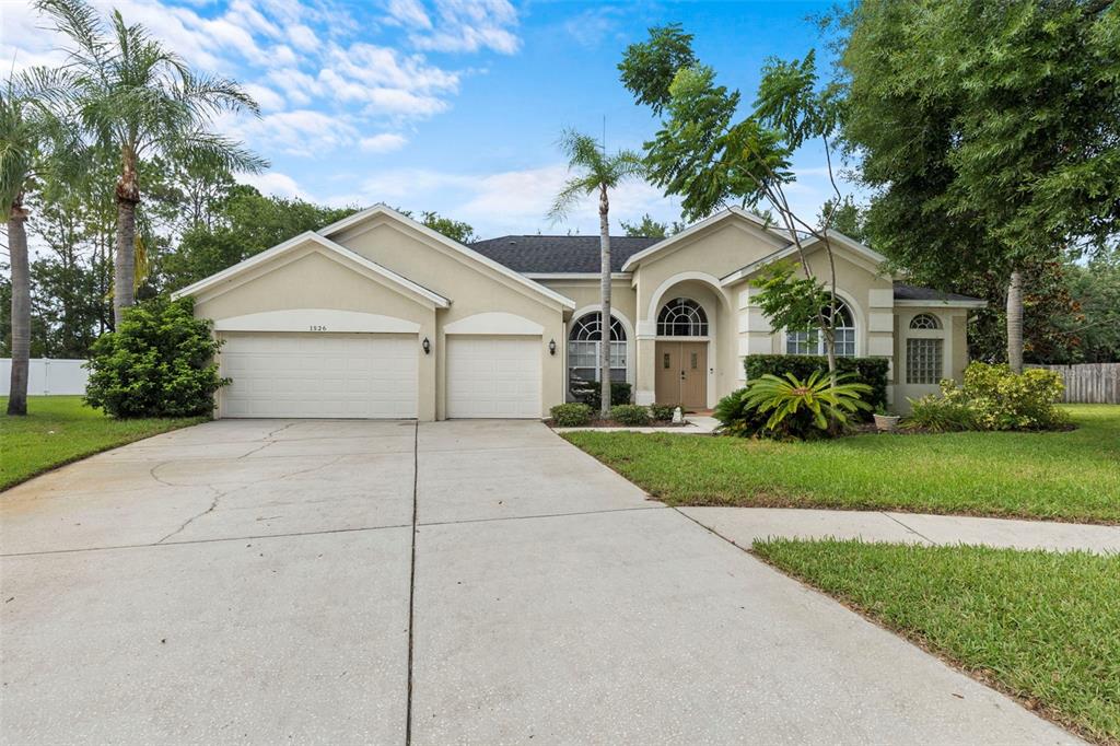1526 GREY EAGLE COURT