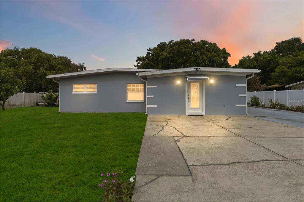 8304 DOT LANE, ORLANDO, FL — photo 3 of 30
