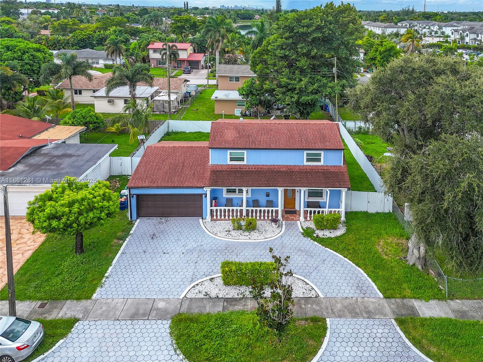 350 NW 206th Ter, Miami Gardens FL 33169