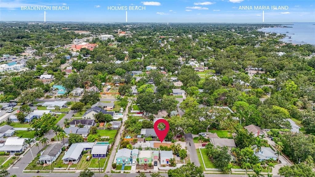 2705 2ND AVENUE W, BRADENTON, FL — photo 4 of 30