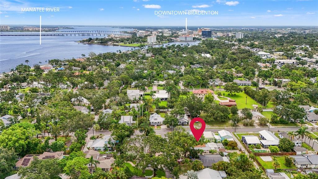 2705 2ND AVENUE W, BRADENTON, FL — photo 5 of 30