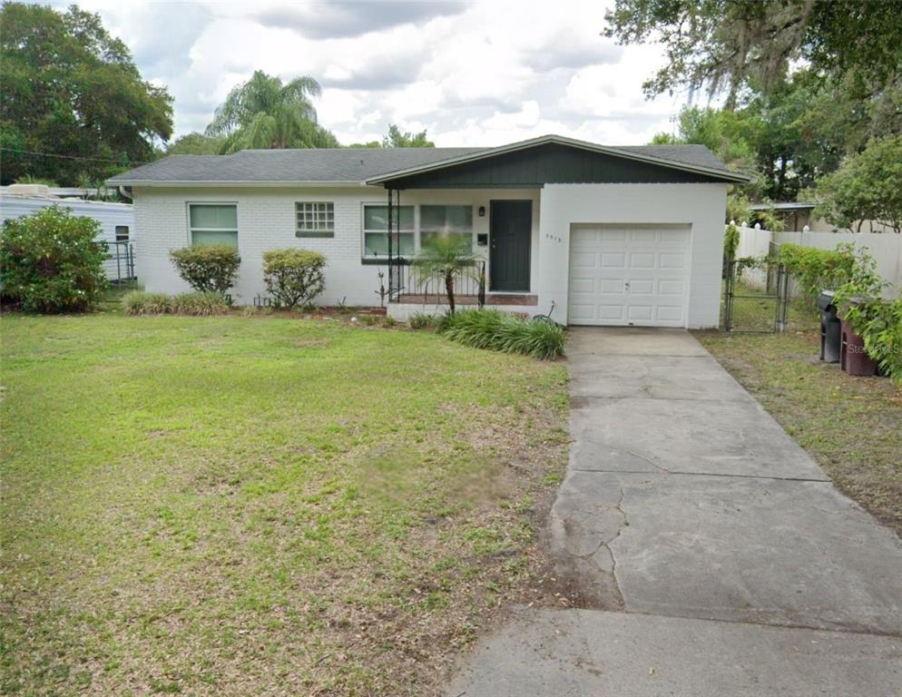 3515 FAIRWAY LANE