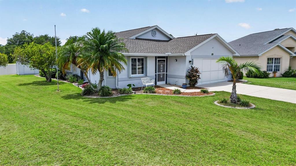 548 ROSE APPLE CIRCLE
