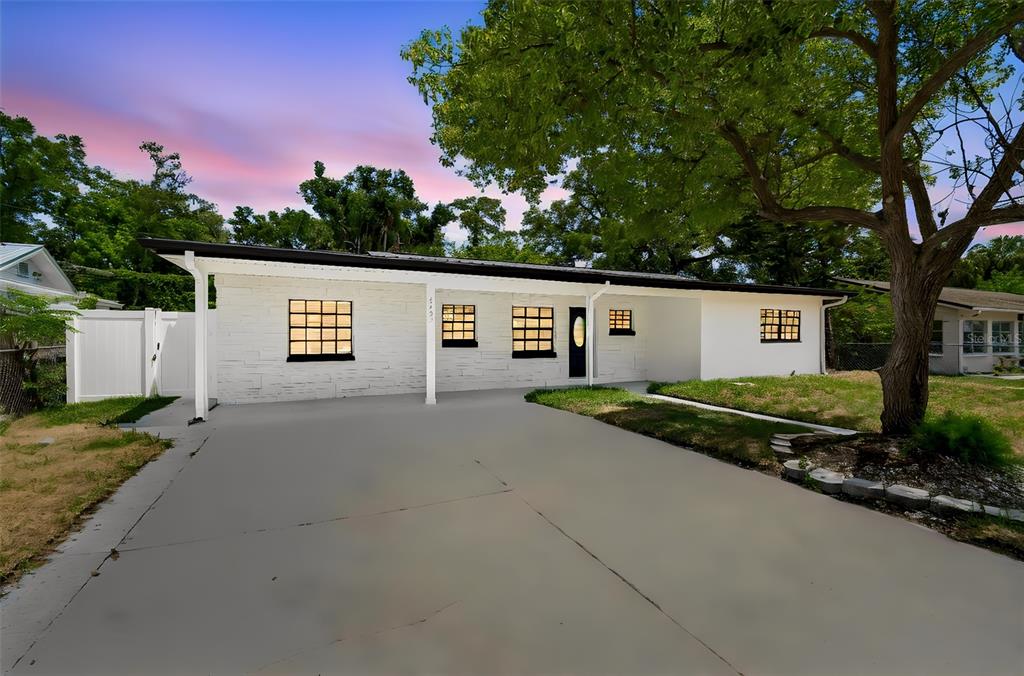 4403 OAKMONT LANE