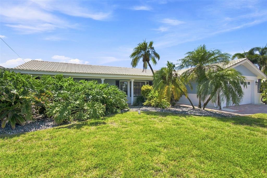 11900 7TH STREET E, TREASURE ISLAND, FL — photo 3 of 30