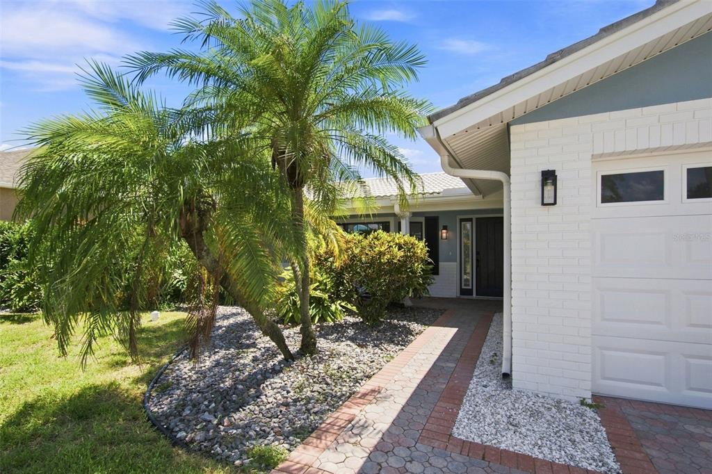 11900 7TH STREET E, TREASURE ISLAND, FL — photo 4 of 30