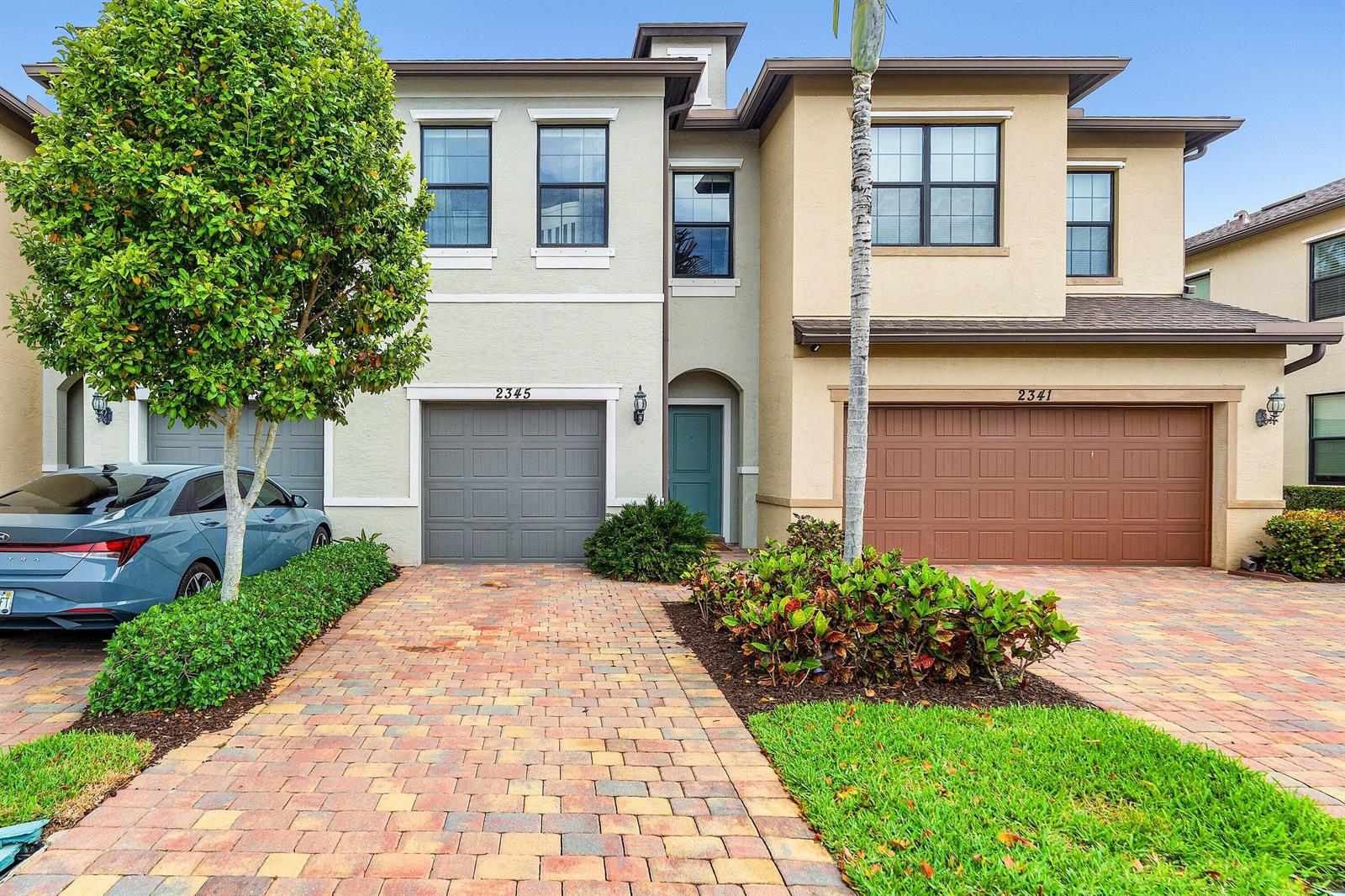 2345 Byron Street, Palm Springs FL 33406