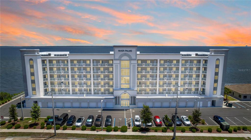 1805 RIVERSIDE DRIVE UNIT 506