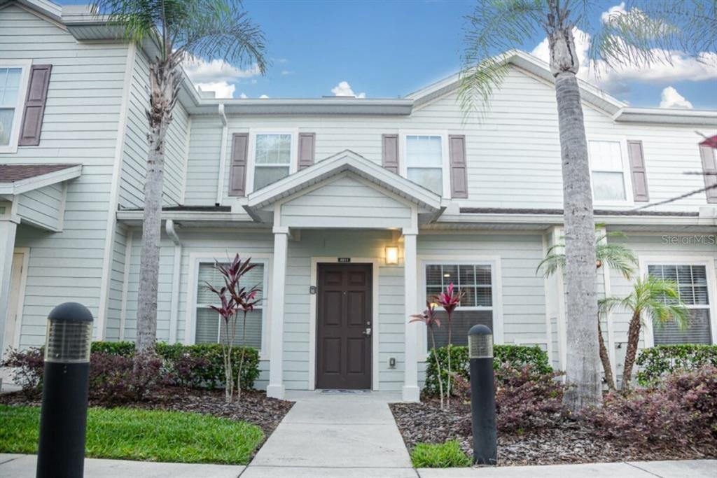 3211 GOLD LANE