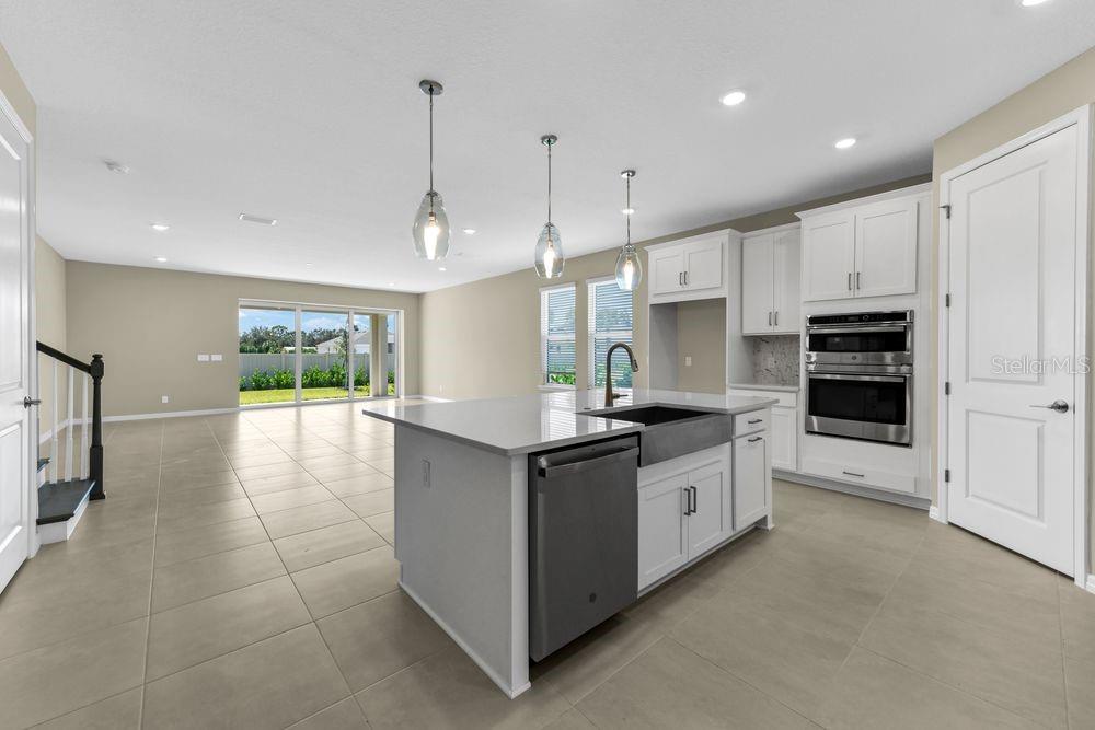 7052 FOXBORO WAY, NOKOMIS, FL — photo 3 of 26