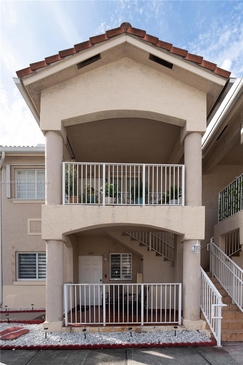 298 E 3rd St # 102, Hialeah FL 33010