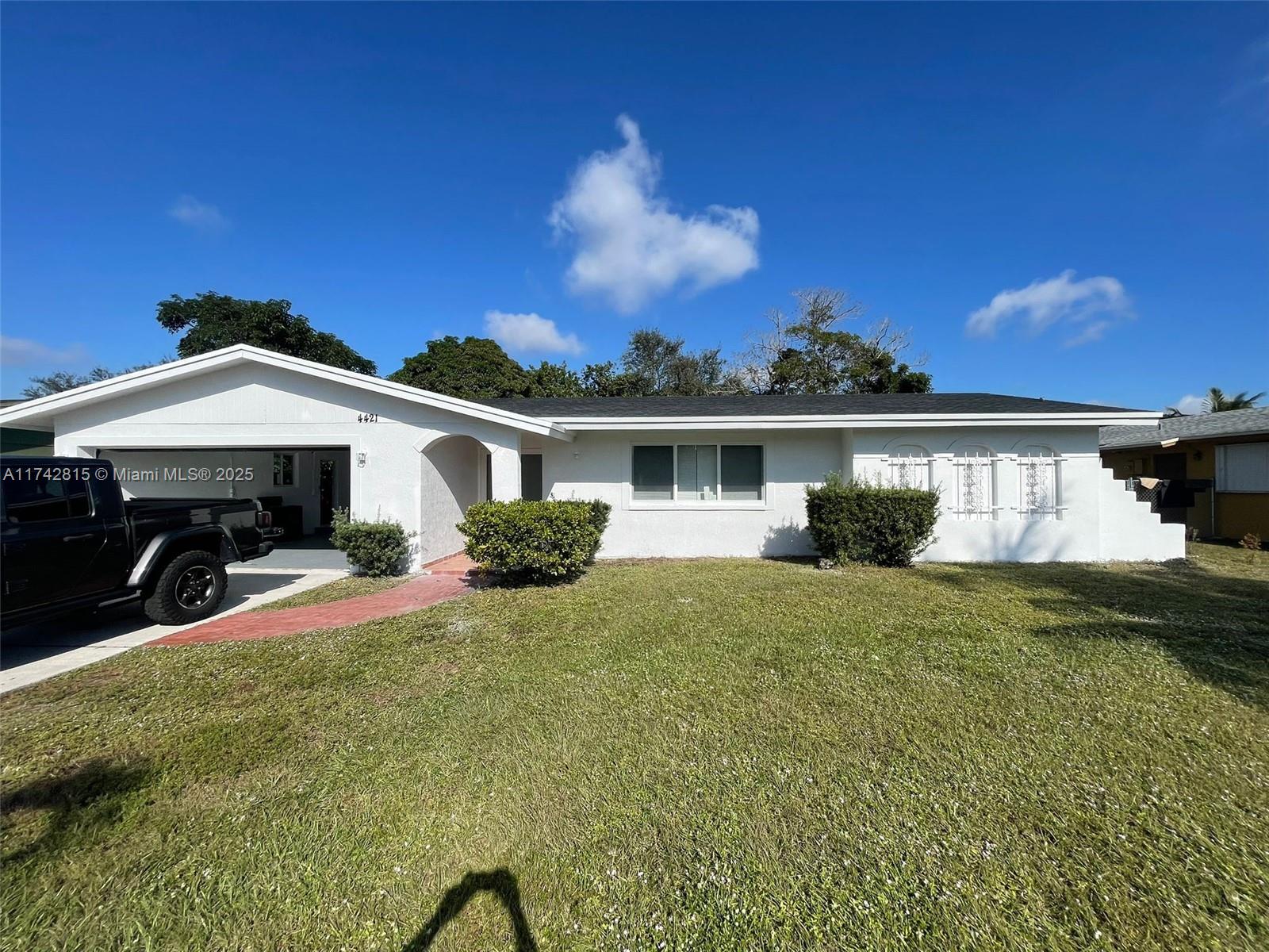 4421 NW 12th Ct, Lauderhill FL 33313
