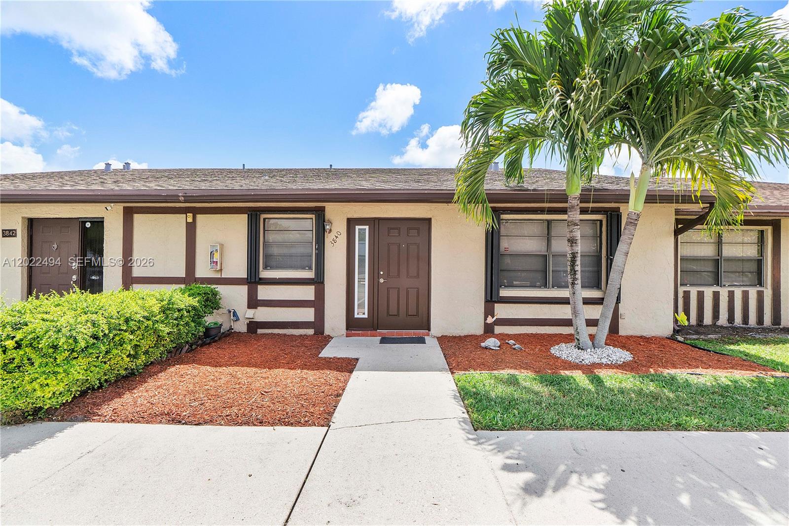 3840 Farragut St, Hollywood FL 33021
