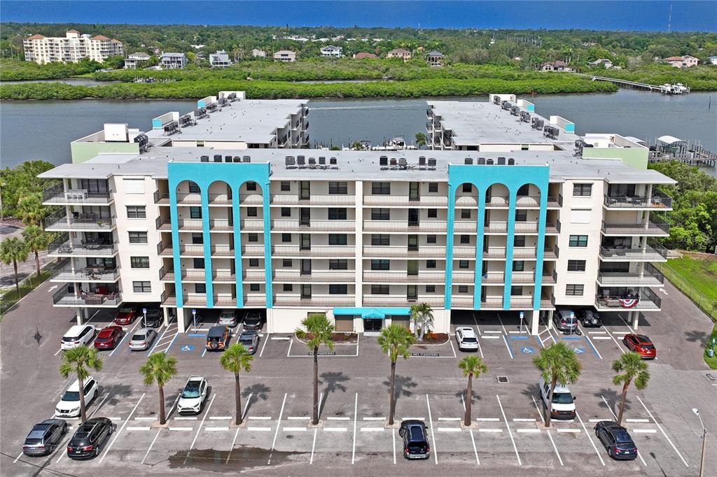 19531 GULF BOULEVARD UNIT 611