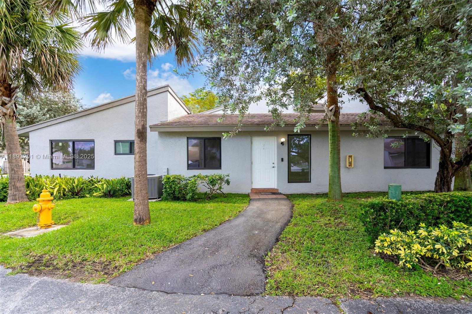 10669 SW 113th Pl # 84Z, Miami FL 33176
