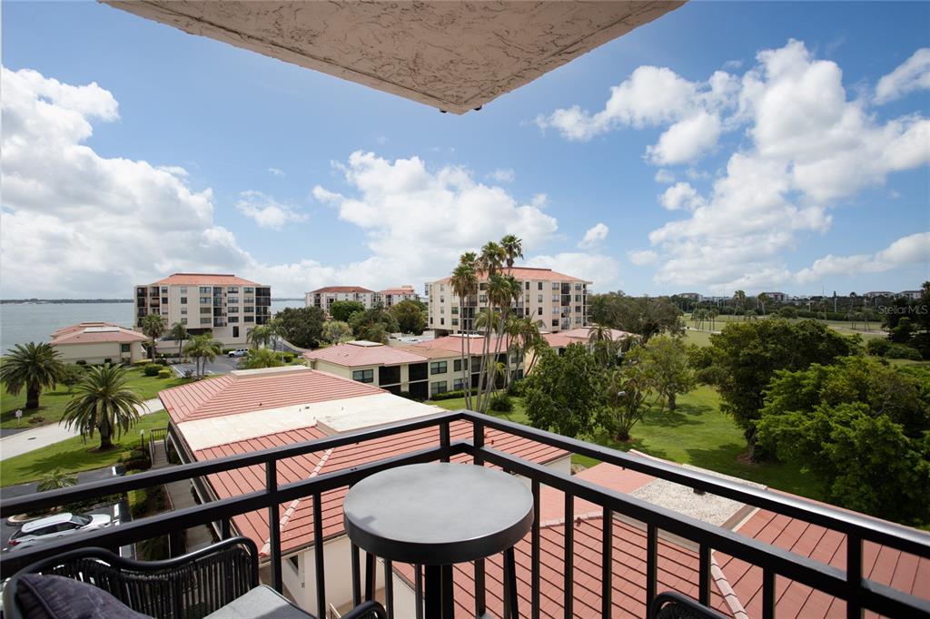 6210 SUN BOULEVARD UNIT 506