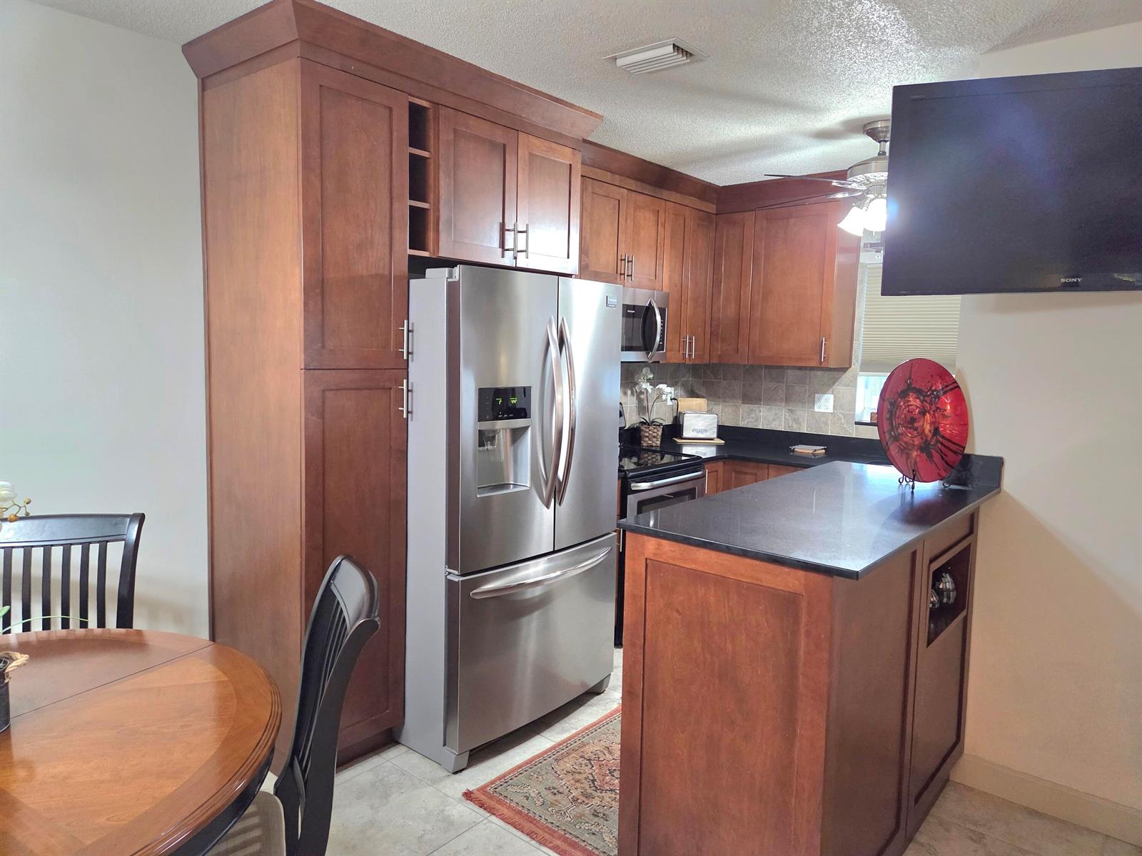 2100 NE 38th Street NE # 207, Lighthouse Point FL 33064
