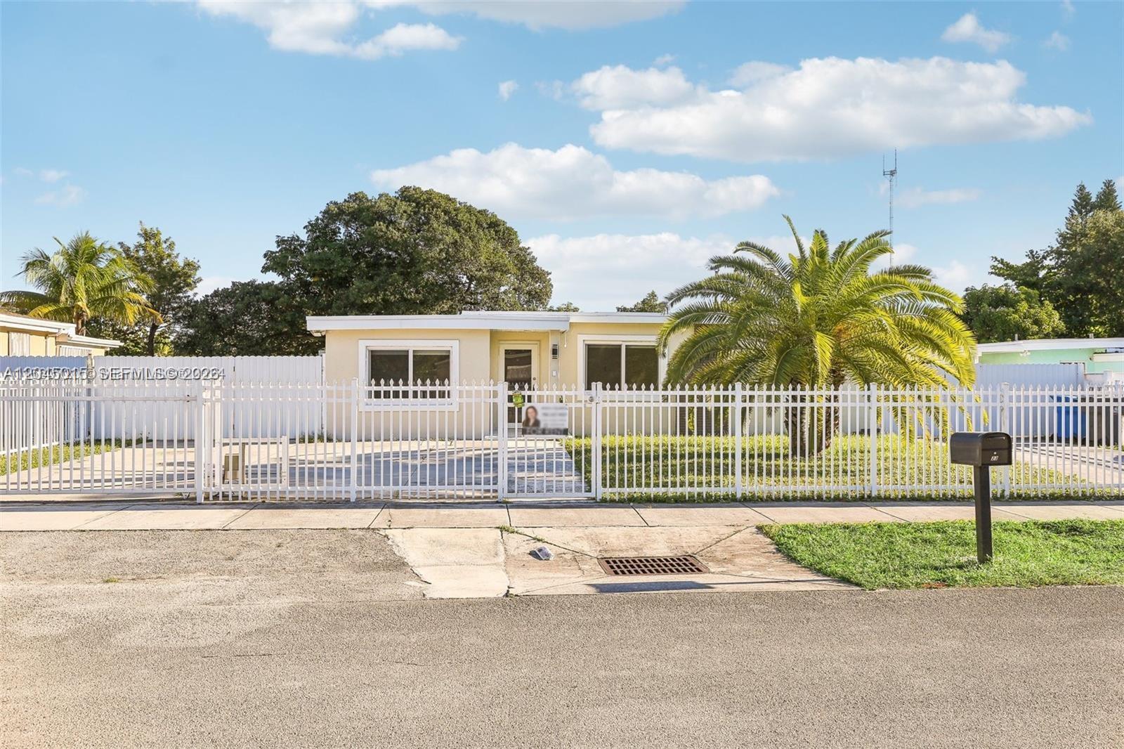 23 Miami Gardens Rd # 3, West Park FL 33023