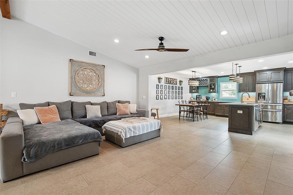 107 BURROUGHS DRIVE, PALM COAST, FL — photo 4 of 30