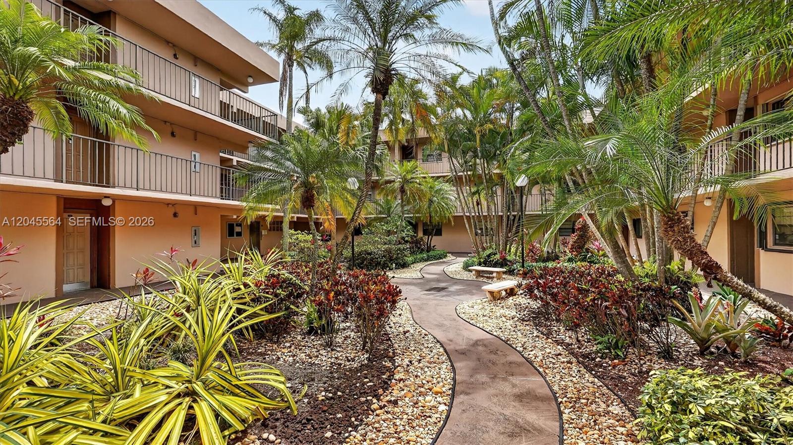 10975 SW 107th ST. # 202, Kendall FL 33176