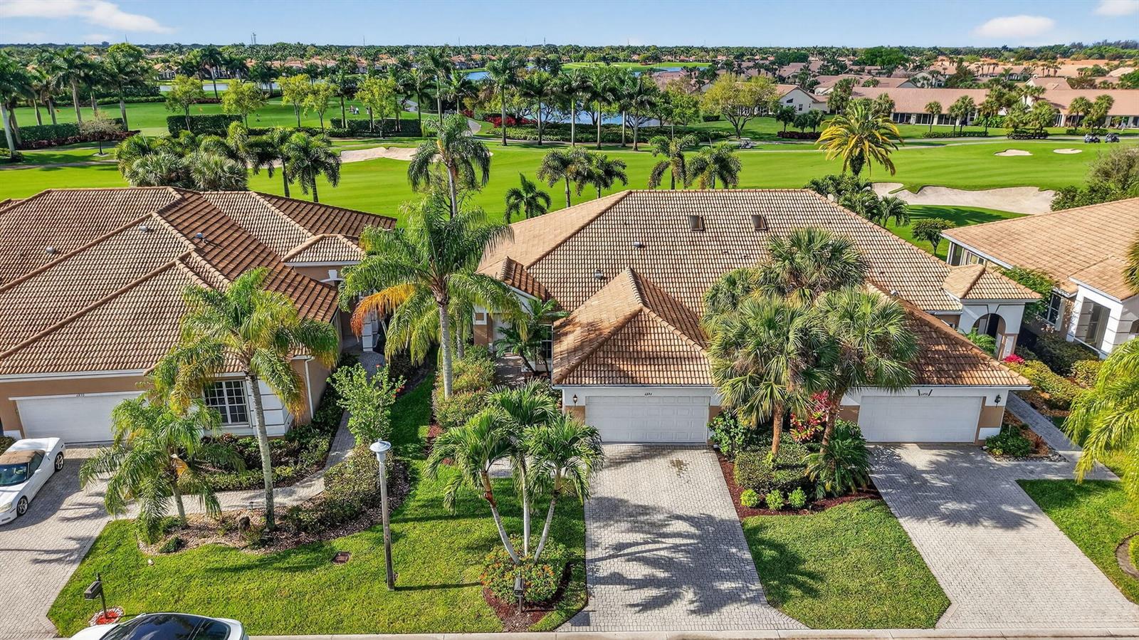 6894 Swan Sea Lane, Boynton Beach FL 33472