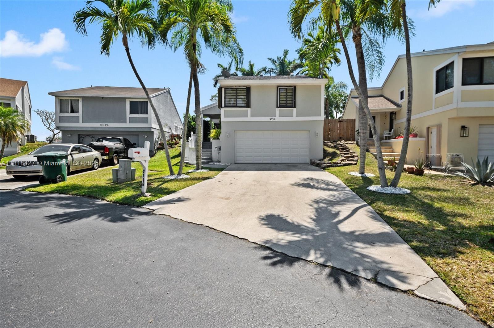 9916 SW 218th Ter, Cutler Bay FL 33190