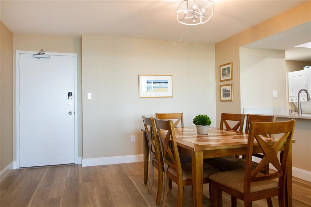 440 S GULFVIEW BOULEVARD UNIT 1002, CLEARWATER BEACH, FL — photo 5 of 30
