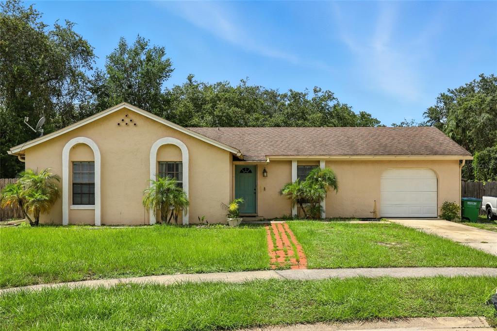551 LAUREL COURT