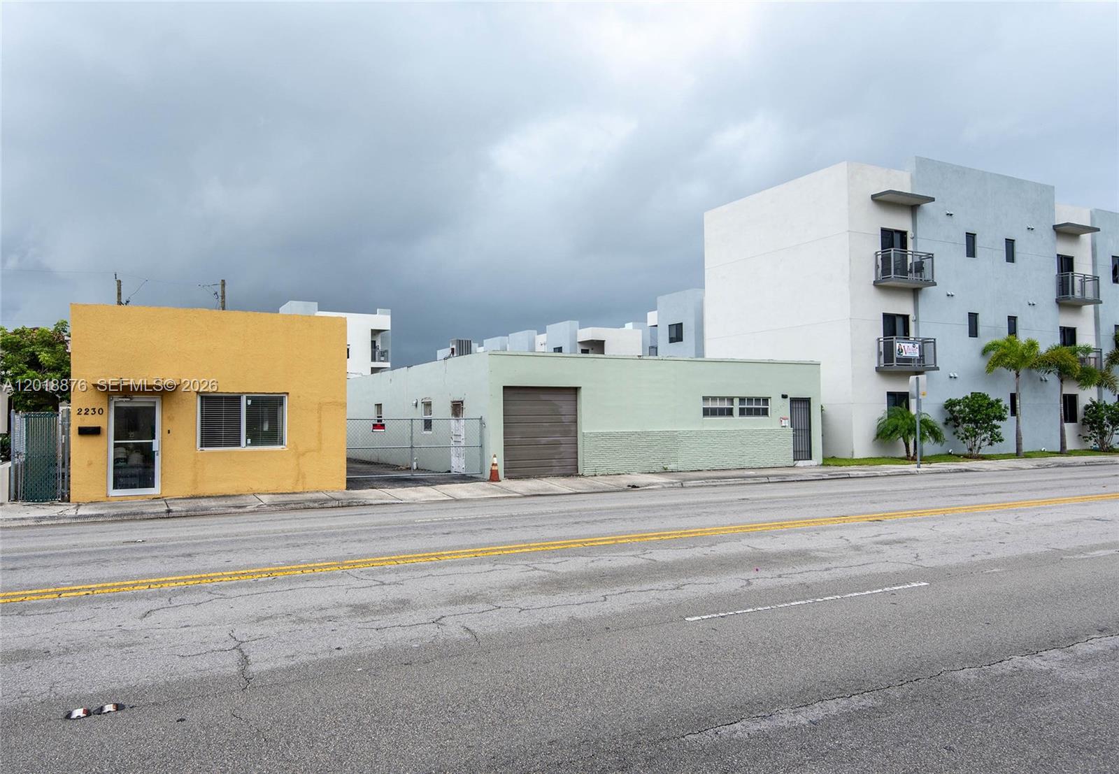 2250 Palm Ave, Hialeah FL 33010