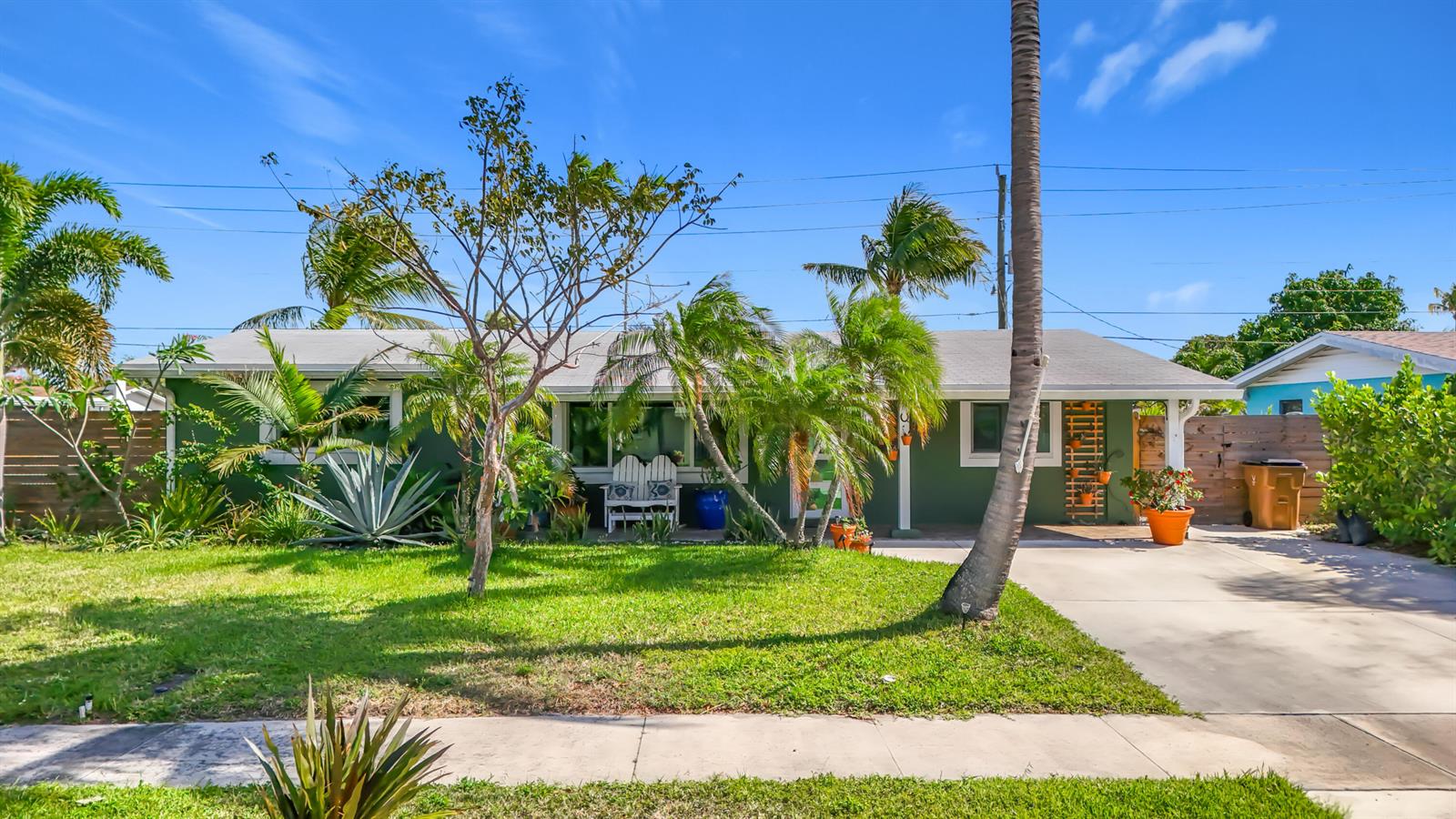 6 SE 10th Court, Deerfield Beach FL 33441