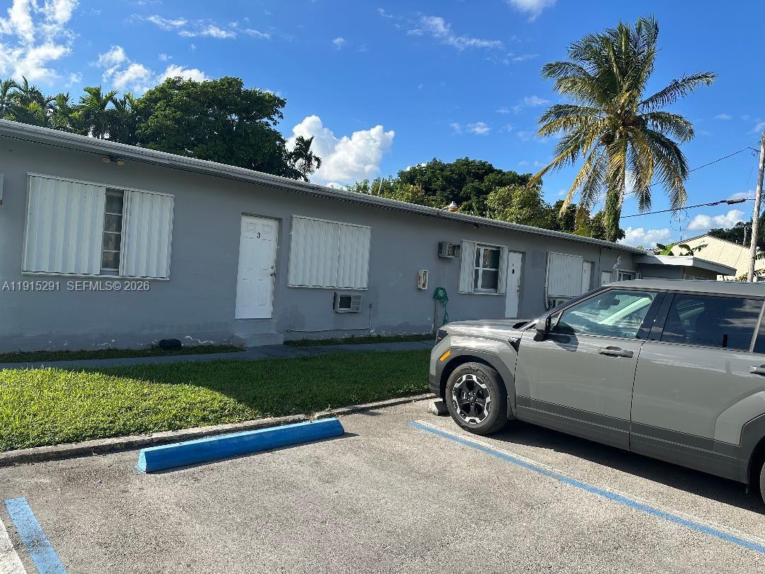 1293 NE 109th St # 3, Miami FL 33161