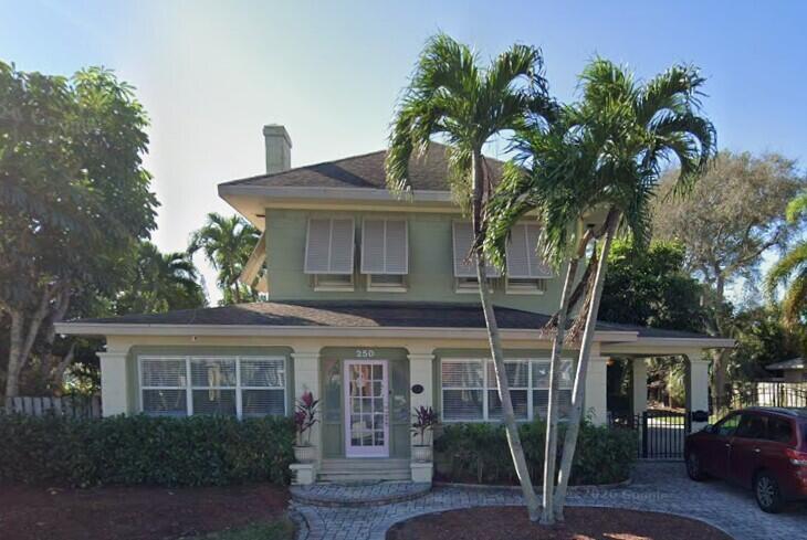 250 Foresteria Drive, Lake Park FL 33403