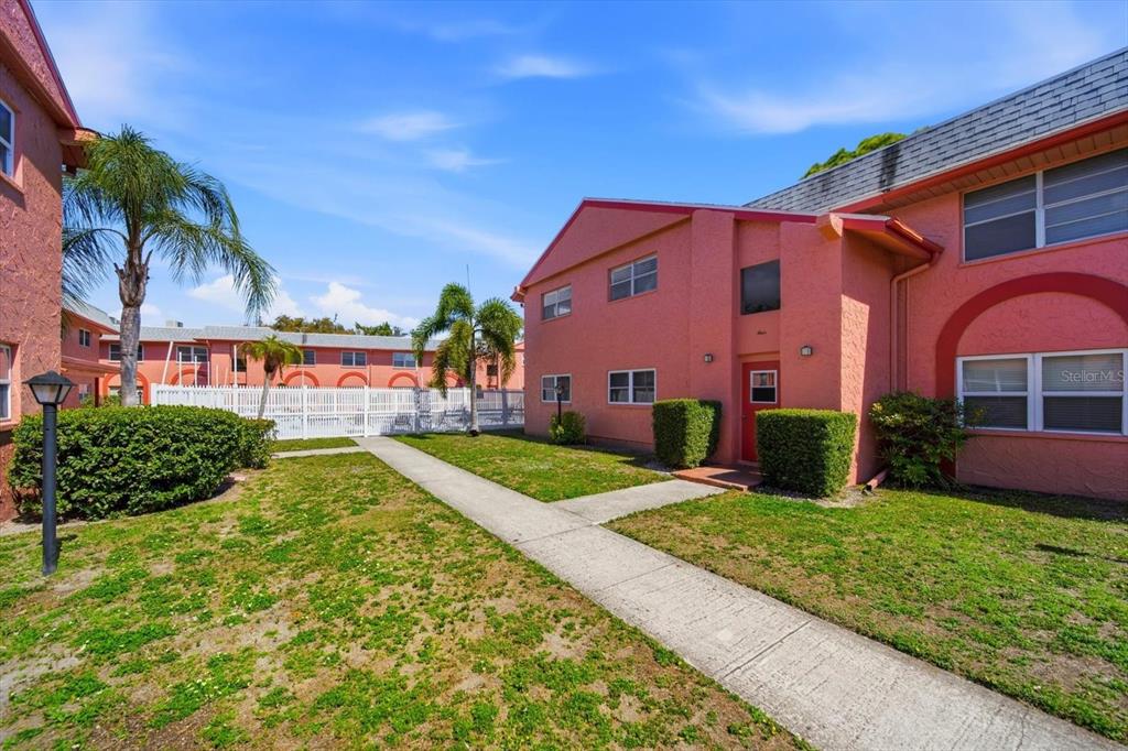 262 SW MONROE CIRCLE N UNIT 4201