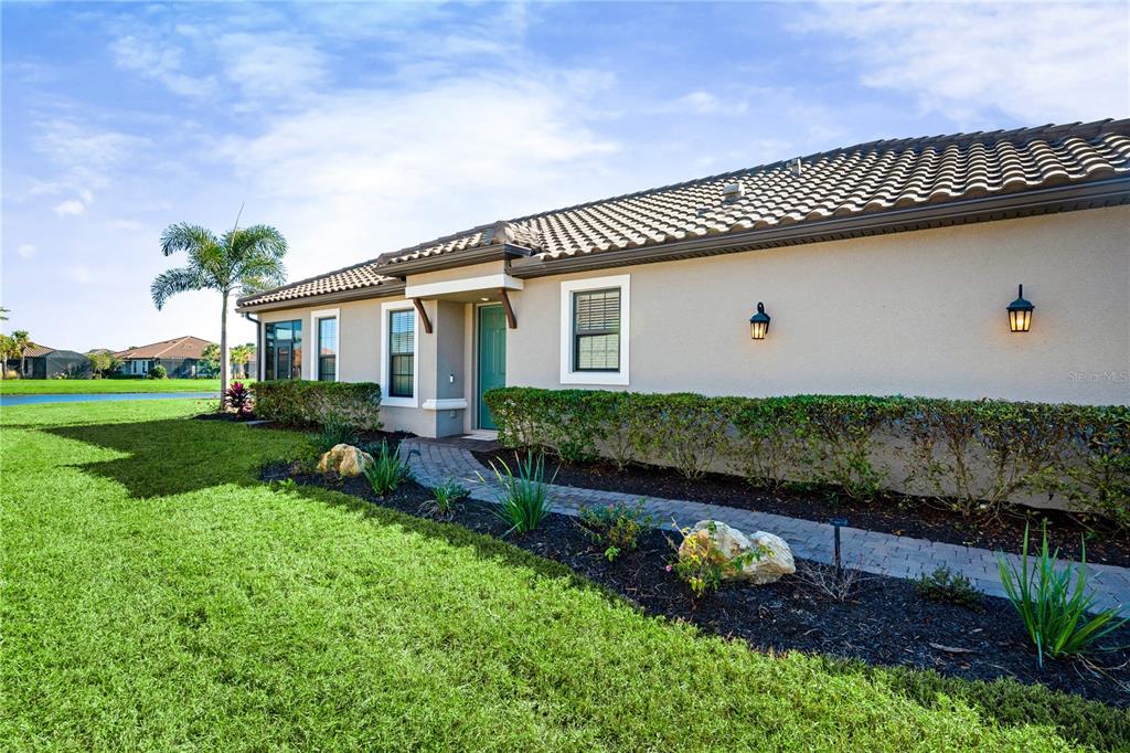 4743 MOTTA COURT